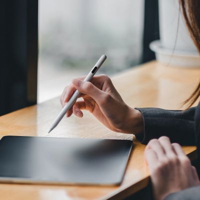 10. Rysik aktywny Wozinsky Stylus uniwersalny (Android i iOS) - biały