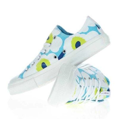 11. Converse Chuck Taylor Premium OX 537173