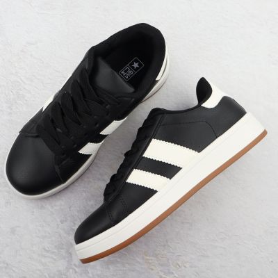 4. Półbuty sportowe damskie czarne NEWS 8233