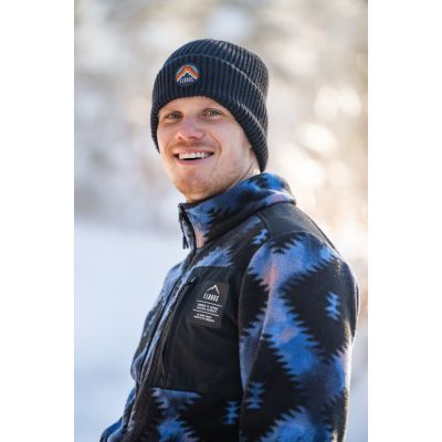 16. Polar Elbrus CLOYNE M