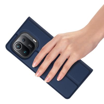 8. DUX DUCIS Skin Pro kabura etui pokrowiec z klapką Xiaomi Mi 11 Pro niebieski