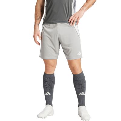 4. Spodenki adidas Tiro 24 M IS1408