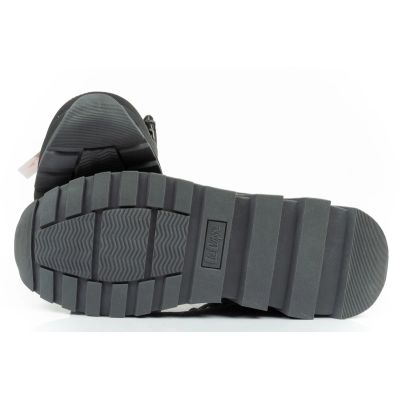 20. Buty zimowe Lee Cooper M LCJ-24-01-2951M