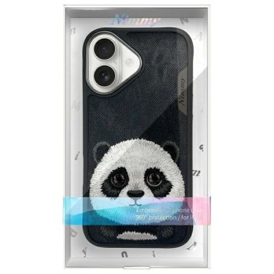 12. Etui Nimmy Big Eyed Pet 2.0 Panda na iPhone 16 - czarne