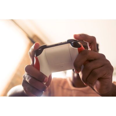 146. Microsoft Xbox Series Kontroler - Pulsujący czerwon