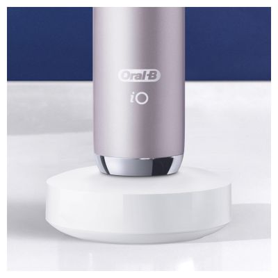 53. Szczoteczka Oral-B iO Series 9 Rose Quartz