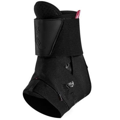 3. Stabilizator kostki Ochraniacz Mueller The One Ankle Brace Premium czarny