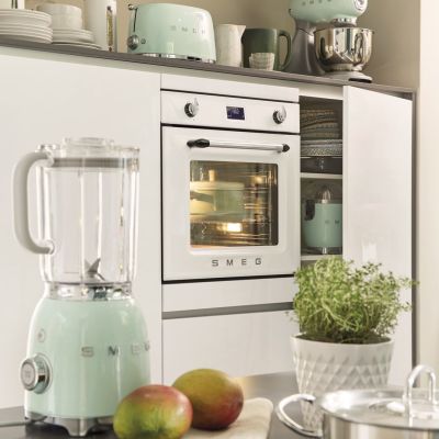 6. Toster SMEG TSF01PGEU pastelowy zielony