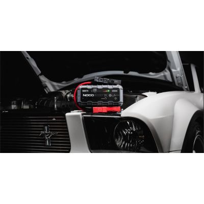 13. Noco GBX75 Boost X 12V 2500A Jump Starter Powerbank
