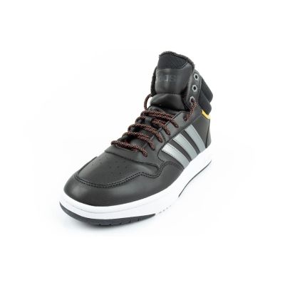 14. Buty adidas Hoops M HR1440