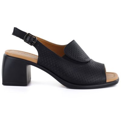 2. Skórzane sandały damskie na obcasie czarne Vinceza 26-66920