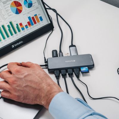 14. Adapter Verbatim CMH-14 USB Type-C 5000 Mbit/s Srebrny