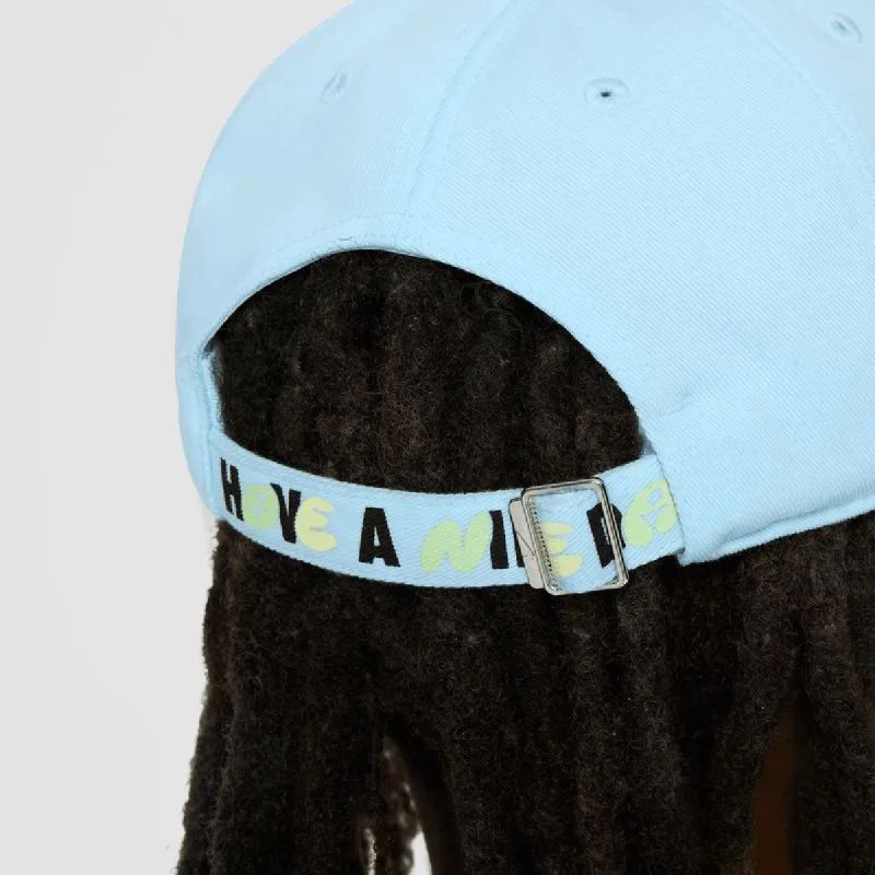 3. Czapka z daszkiem dziecięca Nike Club Kids Błękitna - FZ0831-474