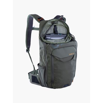 6. Plecak rowerowy EVOC Stage 12 dark olive
