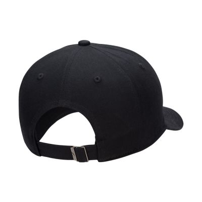 4. Czapka z daszkiem dla dzieci Nike Club czarna FB5063 010