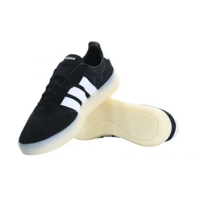 4. Buty adidas Barreda Decode JI2316