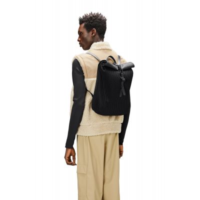 3. Plecak Rains Rolltop Rusksack Mesh Mini Black W3 13350 01