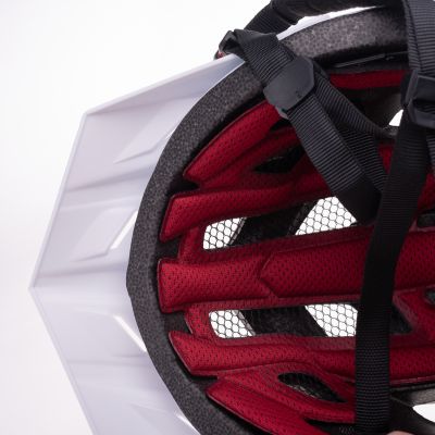 8. Kask SKJORDE