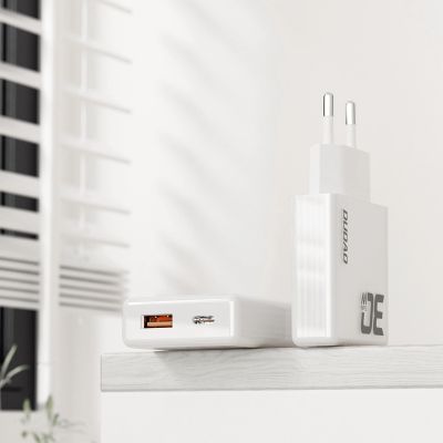 3. Ładowarka sieciowa GaN Dudao A30EU 30W USB-A / USB-C - biała