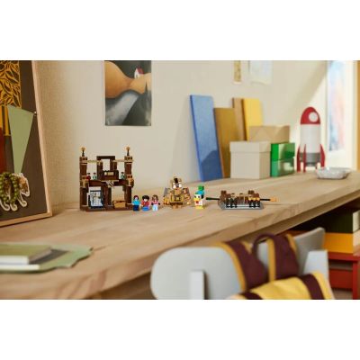 9. LEGO MINECRAFT 21272 Ring w Leśnym dworze