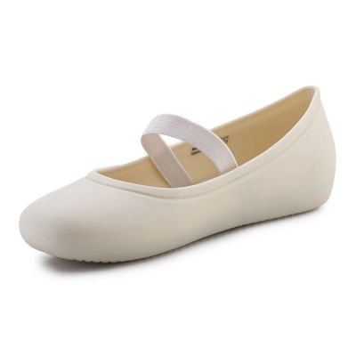 4. Sandały Crocs Brooklyn Flat Jr 209429-160