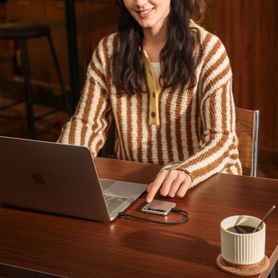 16. Rejestrator głosu BOYA Notra z transkrypcją AI - srebrny