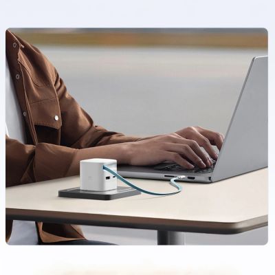 8. Ładowarka sieciowa Cuktech AD653W 67 W GaN 2x USB-C + USB-A ze zwijanym kablem USB-C 70 cm - biała