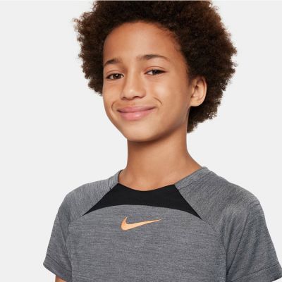 3. Koszulka Nike Dri-FIT Academy Jr DQ8901 010