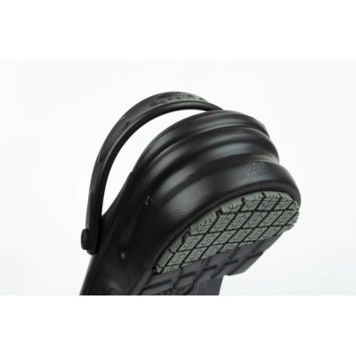 22. Buty robocze medyczne Safeway AD813