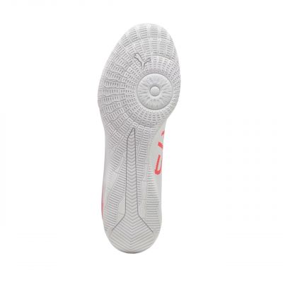 6. Buty piłkarskie Puma Ultra 5 Play IT M 108326 01