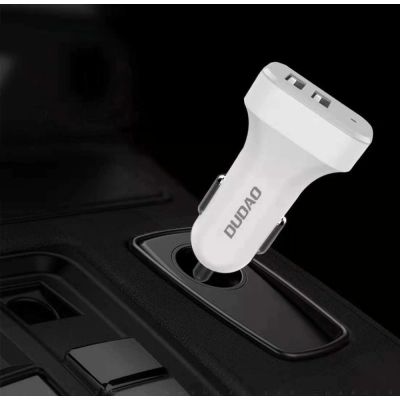 7. Dudao zestaw samochodowa ładowarka 2x USB 2.4A + kabel przewód USB 3w1 Lightning / Typ C / micro USB biały (R7 white)