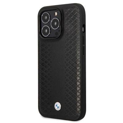 2. Etui BMW Leather Diamond Pattern na iPhone 14 Pro - czarne