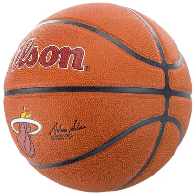 6. Piłka Wilson Team Alliance Miami Heat Ball WTB3100XBMIA