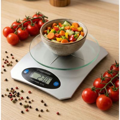 8. ESPERANZA WAGA KUCHENNA AVOCADO EKS006
