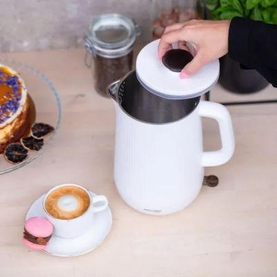 8. Czajnik bezprzewodowy MPM MCZ-115 1,5L, podwójne ścianki