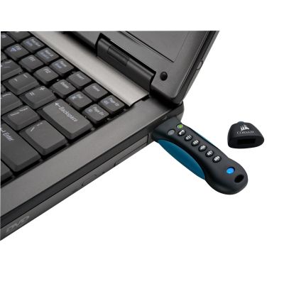 5. USB-Stick 128GB Corsair Padlock 3 Secure USB 3.0