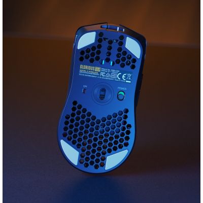10. Glorious PC Gaming Race Model O- myszka Oburęczny RF Wireless 19000 DPI
