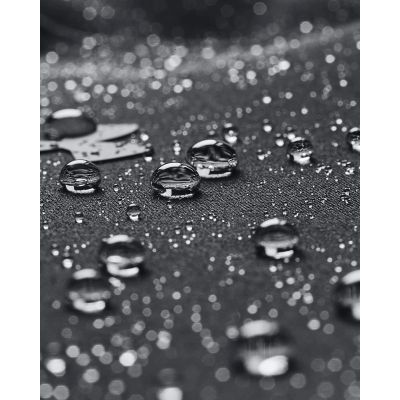 5. UNDER ARMOUR 1389354-001