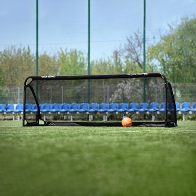 9. Bramka piłkarska GIZA Skrzat 3x1m 300cm x 100cm