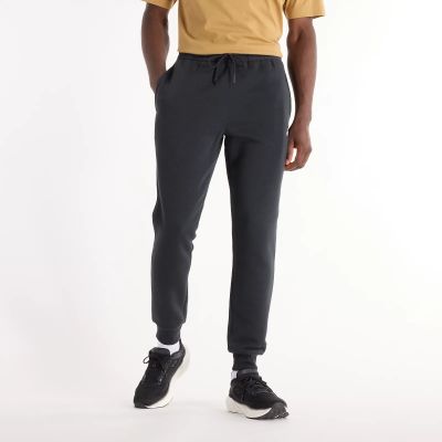 7. Spodnie New Balance Sport Fleece Jogger M MP43904BK