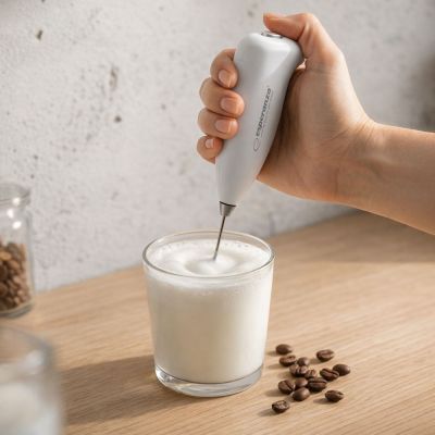 5. Spieniacz ręczny do mleka Esperanza Latte EKF001W (kolor biały)