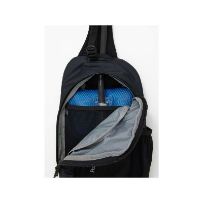 6. Nerka PEAK PERFORMANCE Outdoor Slingbag kolor czarny
