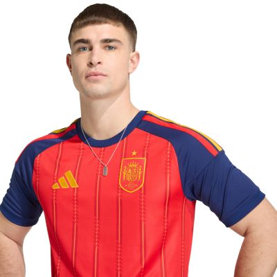 12. Koszulka męska adidas Spain 26 Home Jersey czerwona JN4390