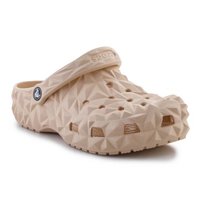 6. Klapki Crocs Classic Geometric Clog 209563-2DS