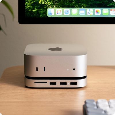 4. Koncentrator podstawki Satechi do komputera Mac Mini