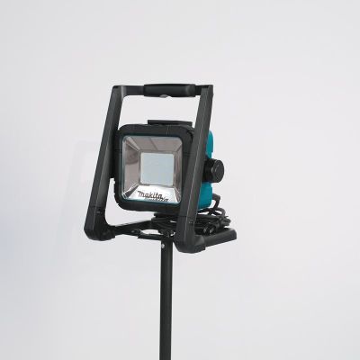 18. LAMPA BUDOWLANA 14,4/18V/230V LED DML805 MAKITA
