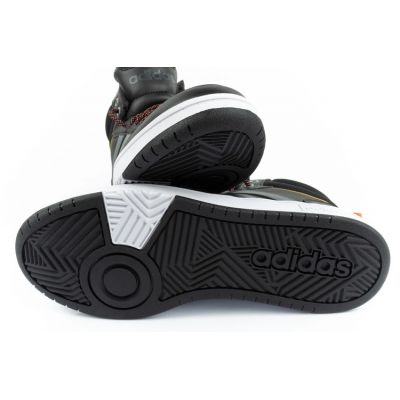 10. Buty adidas Hoops M HR1440