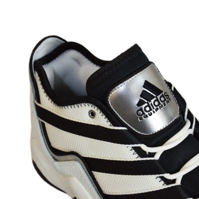 7. Buty męskie sportowe koszykarskie Adidas Top Ten 2010 White Black - HR0099