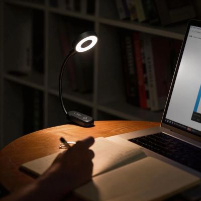 9. Lampka bezprzewodowa Tech-Protect LL100 z klipsem + Kabel USB-A / USB-C 30 cm - czarna