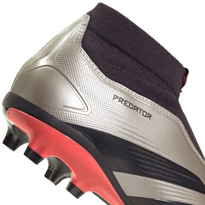8. Buty piłkarskie adidas Predator League LL FG IF6331